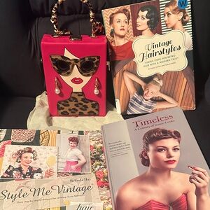 Chic Red Graphic Handbag